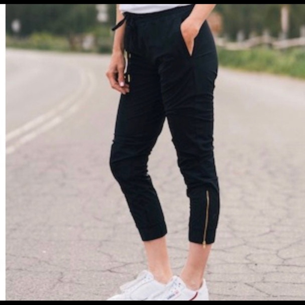 zyia joggers